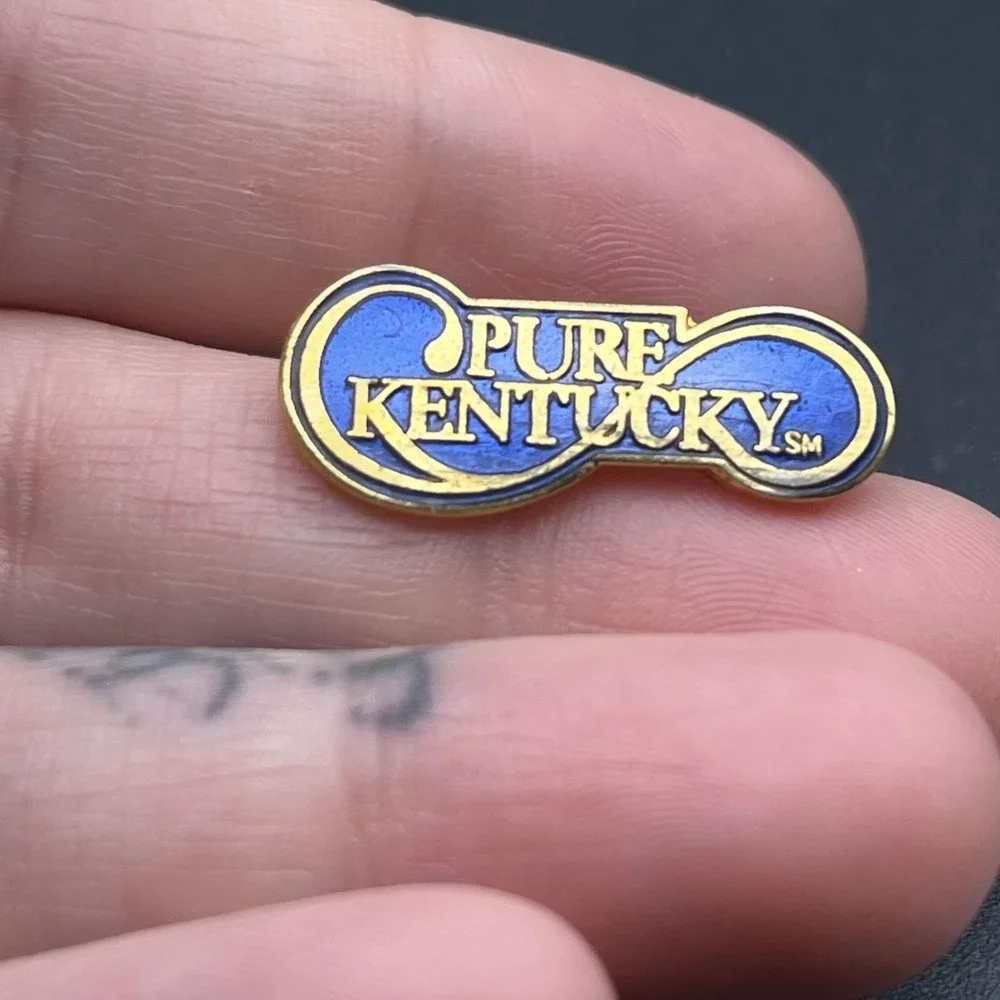 Pure Kentucky Blue & Gold Lettering United States Of America Lapel Hat Pin